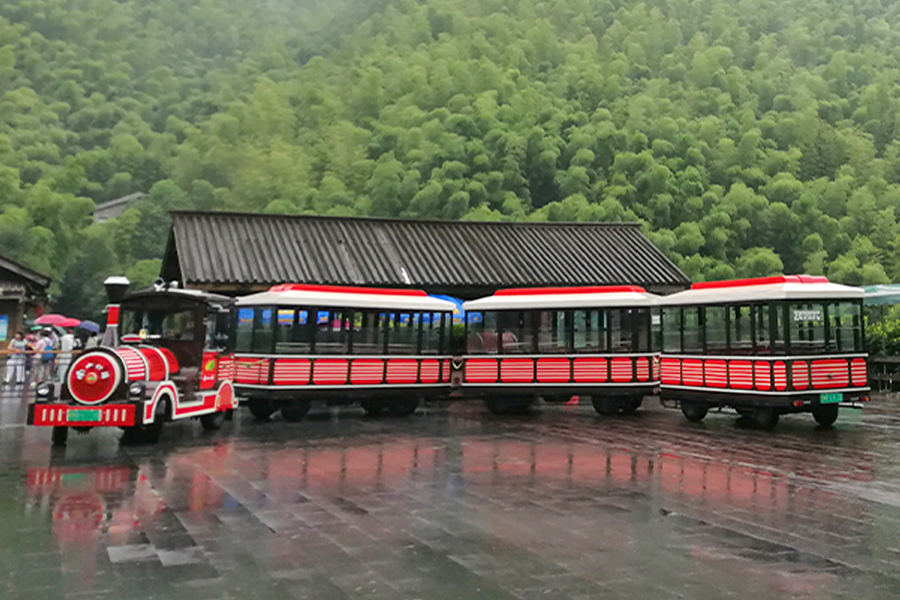 20-seater clausa raeda classic magna invia sightseeing train