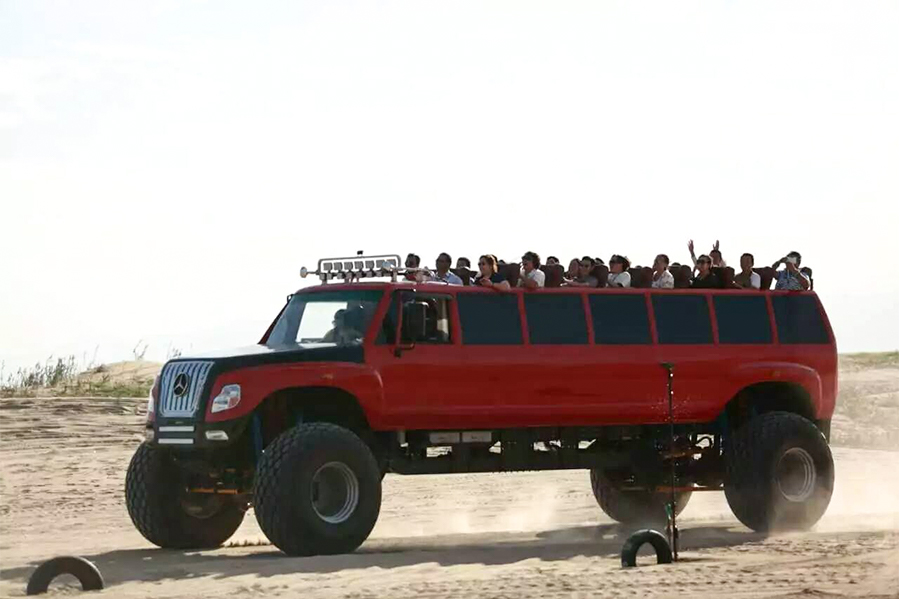 4WD Version Type II Desert Safari Truck