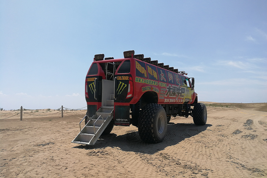 4WD Version Type II Desert Safari Truck